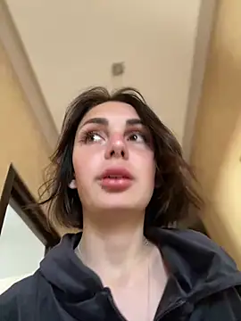 SandraCarter online show from March 12, 1:40 pm