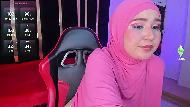 Snapshot of SamiQuest chatting on March 28, 4:34 am SamiQuest online show from March 28, 4:34 am