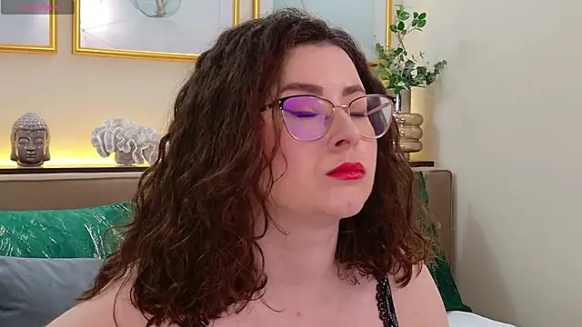 Snapshot of JESSYKA chatting on December 15, 7:13 am JESSYKA online show from December 15, 7:13 am