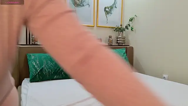 Snapshot of JESSYKA chatting on February 5, 2:05 pm JESSYKA online show from February 5, 2:05 pm