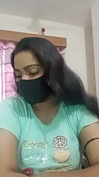 Snapshot of Amisha-2 chatting on May 18, 6:30 am Amisha-2 online show from May 18, 6:30 am