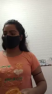 Snapshot of Amisha-2 chatting on May 25, 12:27 am Amisha-2 online show from May 25, 12:27 am