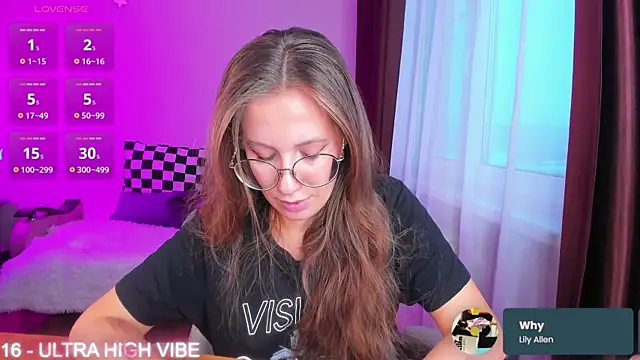 ms allison w online show from December 23, 11:57 am