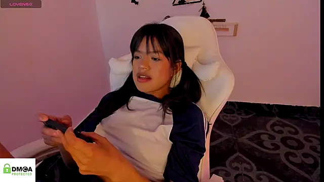 meganthompsonn22 online show from September 30, 6:02 pm