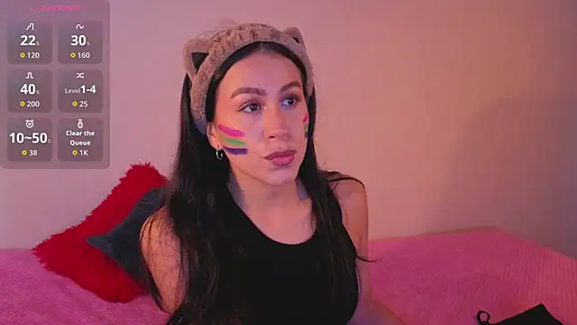 Snapshot of EmiGomez_ chatting on October 10, 2:05 pm EmiGomez  online show from October 10, 2:05 pm