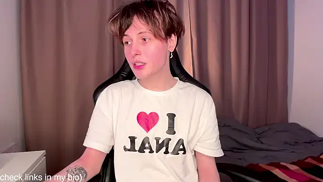 princeofsuccubs online show from January 22, 1:32 pm