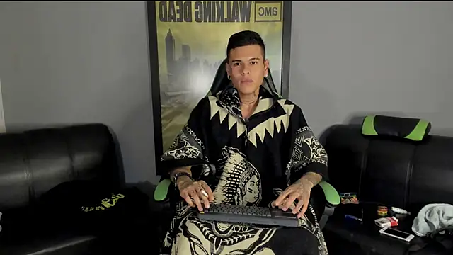 jamesinked  online show from December 30, 4:42 am