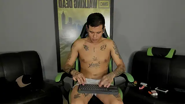 jamesinked  online show from February 15, 5:19 am