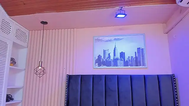 viiolett lee online show from January 5, 2:38 am