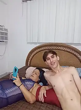 Milfvalesk online show from October 13, 8:53 pm