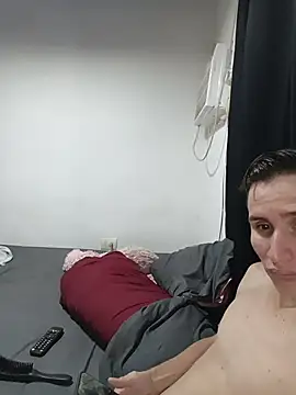 Milfvalesk online show from July 13, 8:44 pm