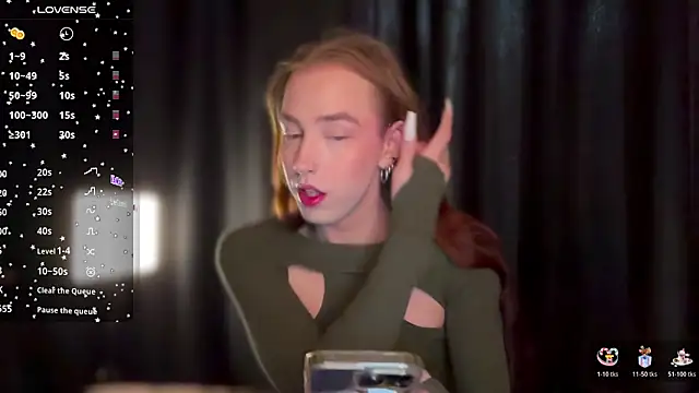 Snapshot of Avril_Pearly_ chatting on February 24, 10:46 am Avril Pearly online show from February 24, 10:46 am