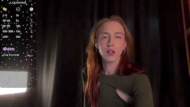 Snapshot of Avril_Pearly_ chatting on March 9, 11:14 am Avril Pearly online show from March 9, 11:14 am