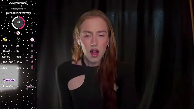 Snapshot of Avril_Pearly_ chatting on March 30, 10:38 am Avril Pearly online show from March 30, 10:38 am