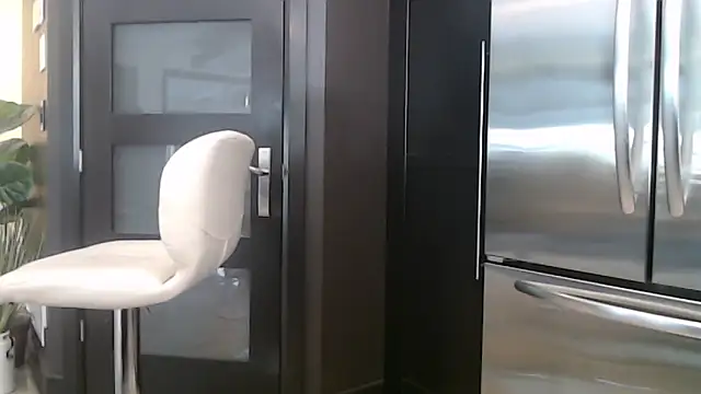 Toy-Daddy online show from October 21, 3:57 pm