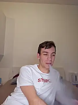 Snapshot of nickdtr chatting on January 2, 7:07 pm nickdtr online show from January 2, 7:07 pm