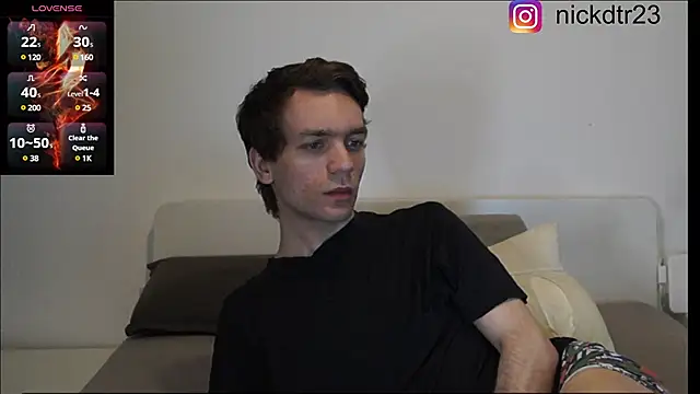 Snapshot of nickdtr chatting on February 27, 5:36 pm nickdtr online show from February 27, 5:36 pm