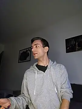 nickdtr online show from October 12, 5:17 am