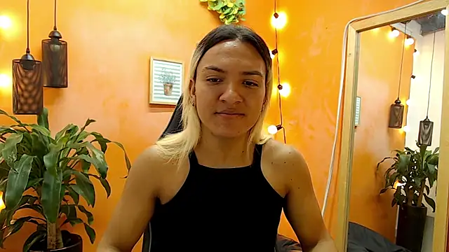 aslyhernandez 7 online show from January 24, 11:15 am