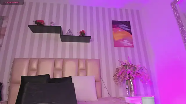 vayoleen online show from December 19, 12:23 pm