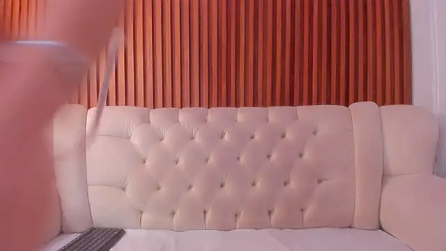 Snapshot of RosarioCruzz chatting on June 20, 5:49 pm RosarioCruzz online show from June 20, 5:49 pm