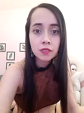 Snapshot of sophie_pazz chatting on September 22, 10:34 pm sophie pazz online show from September 22, 10:34 pm