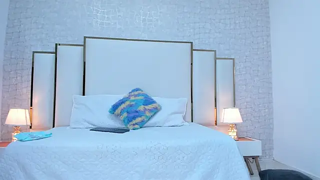 Victoriaa millers online show from January 19, 3:08 am