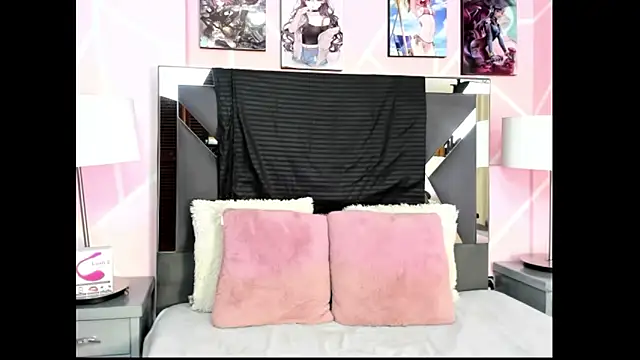 lila noa online show from December 20, 7:54 pm