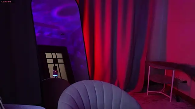 Snapshot of LilithStrangfor chatting on October 23, 9:13 pm LilithStrangfor online show from October 23, 9:13 pm