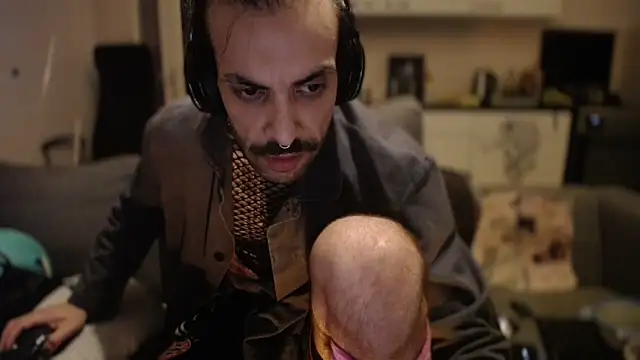 P4RtYBOII92 online show from September 20, 1:50 am