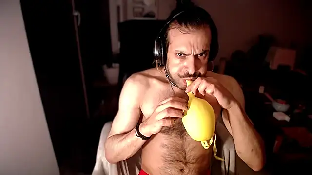 P4RtYBOII92 online show from October 8, 10:51 pm