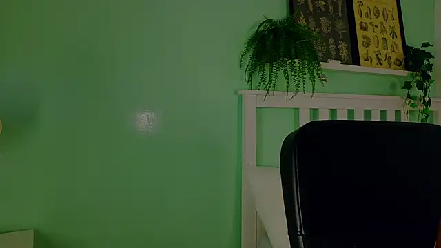 briannajackson  online show from October 6, 11:40 am