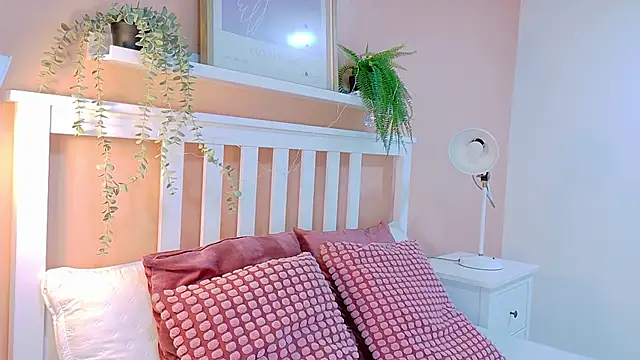 briannajackson  online show from October 7, 11:40 am