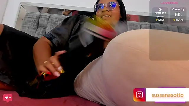 SussiSotto online show from March 12, 2:34 pm