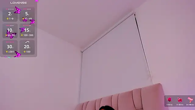 Snapshot of ZarianaEvanz chatting on February 13, 10:28 pm ZarianaEvanz online show from February 13, 10:28 pm