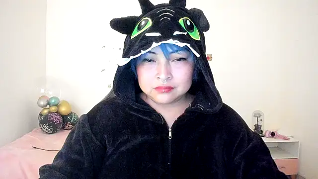 Shaddycute  online show from October 8, 4:37 pm