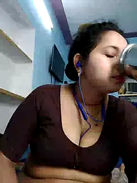 Snapshot of Bhabhi_no-1 chatting on February 21, 8:38 pm Bhabhi no-1 online show from February 21, 8:38 pm