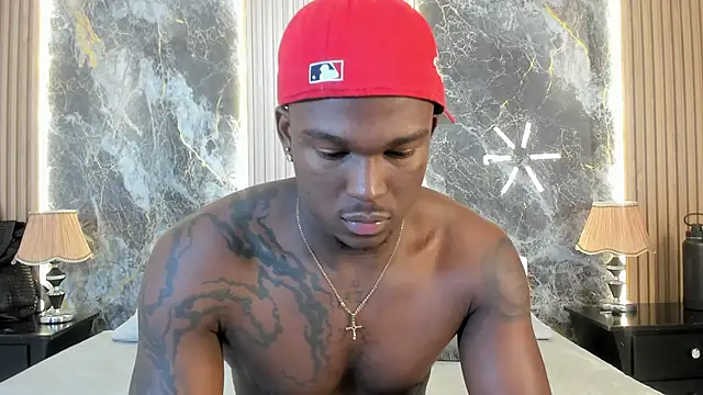 Snapshot of Troykhalil chatting on February 20, 10:59 pm Troykhalil online show from February 20, 10:59 pm