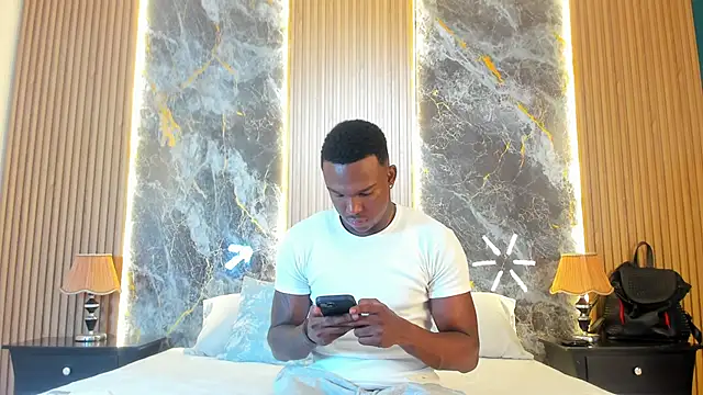 Snapshot of Troykhalil chatting on March 3, 7:28 pm Troykhalil online show from March 3, 7:28 pm