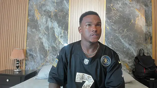 Snapshot of Troykhalil chatting on March 18, 7:53 pm Troykhalil online show from March 18, 7:53 pm