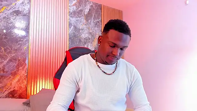 Snapshot of Troykhalil chatting on October 8, 9:23 pm Troykhalil online show from October 8, 9:23 pm