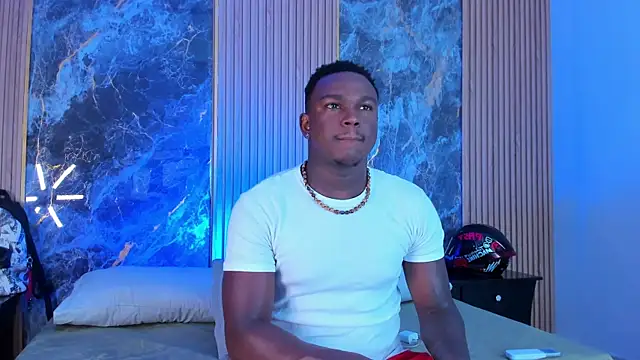 Snapshot of Troykhalil chatting on October 15, 8:09 pm Troykhalil online show from October 15, 8:09 pm