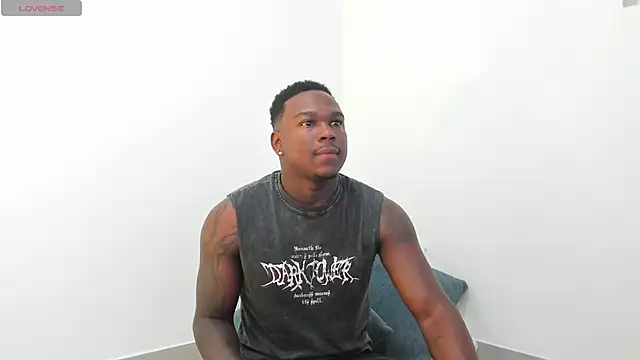 Snapshot of Troykhalil chatting on November 10, 11:15 pm Troykhalil online show from November 10, 11:15 pm