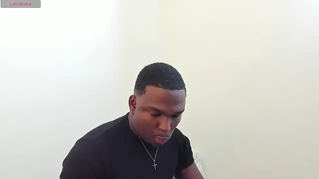 Snapshot of Troykhalil chatting on November 21, 8:51 pm Troykhalil online show from November 21, 8:51 pm