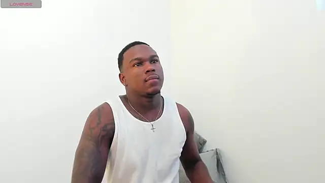 Snapshot of Troykhalil chatting on November 26, 9:05 pm Troykhalil online show from November 26, 9:05 pm