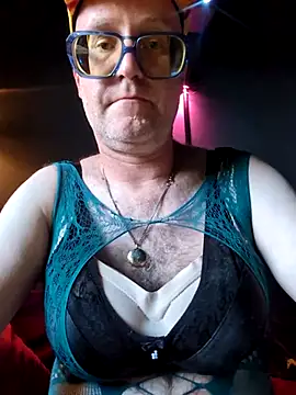 biffboff123 online show from July 28, 6:20 pm