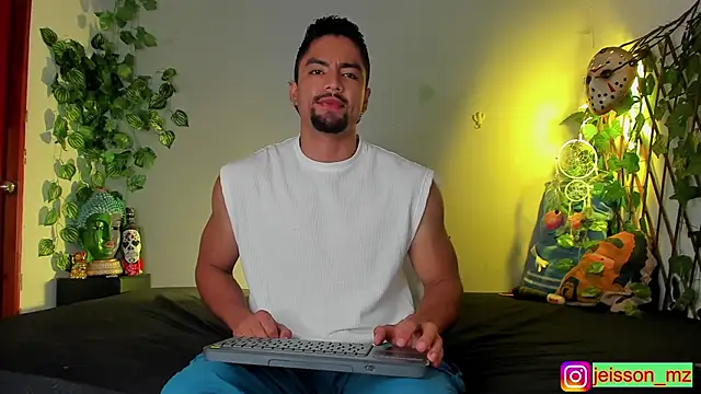 Snapshot of Jaxxon_ chatting on January 15, 1:31 pm Jaxxon online show from January 15, 1:31 pm