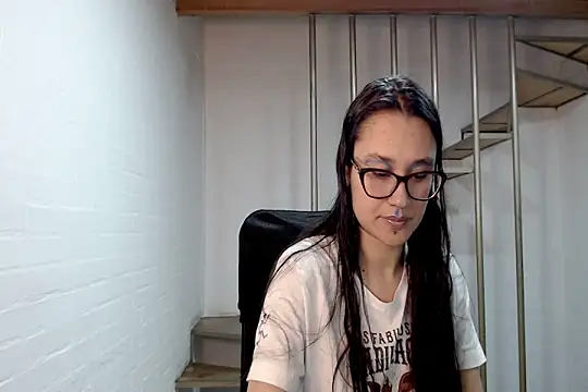 Jessie Desire online show from November 25, 1:38 am