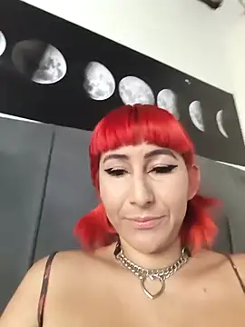 Snapshot of florecita9 chatting on February 20, 4:40 pm florecita9 online show from February 20, 4:40 pm