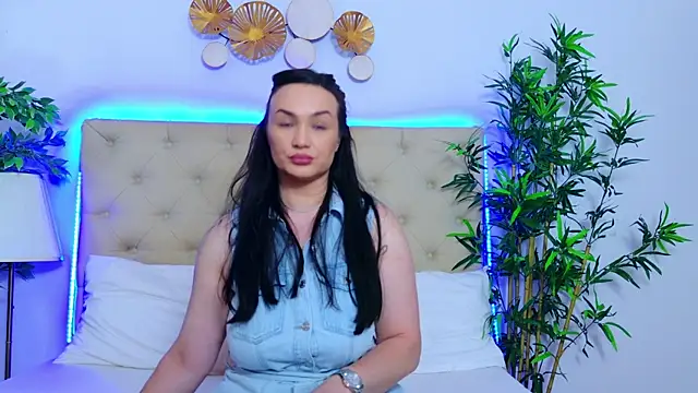 DaliyaArabian online show from June 9, 11:55 am